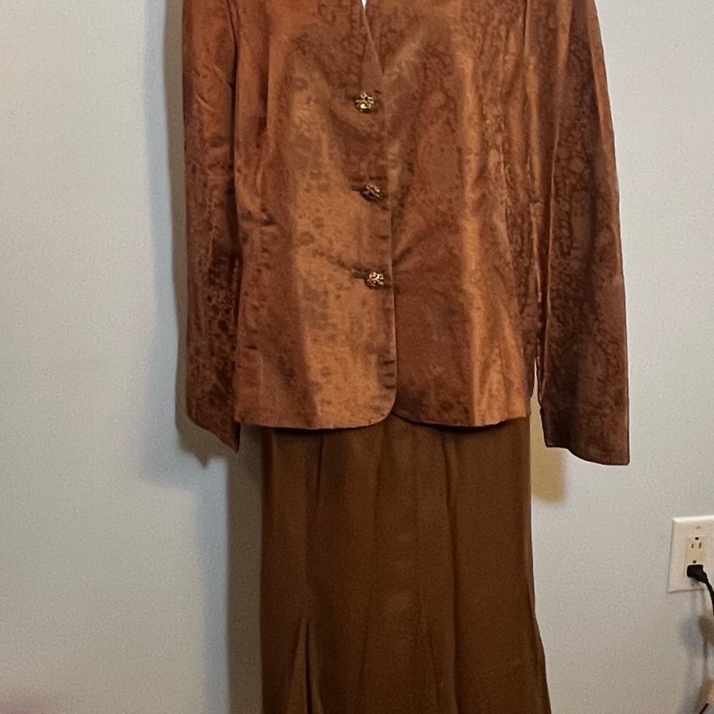 Elegant Copper Damask Jacket with Silk Flairs Skirt Size 18 EXC Vintage